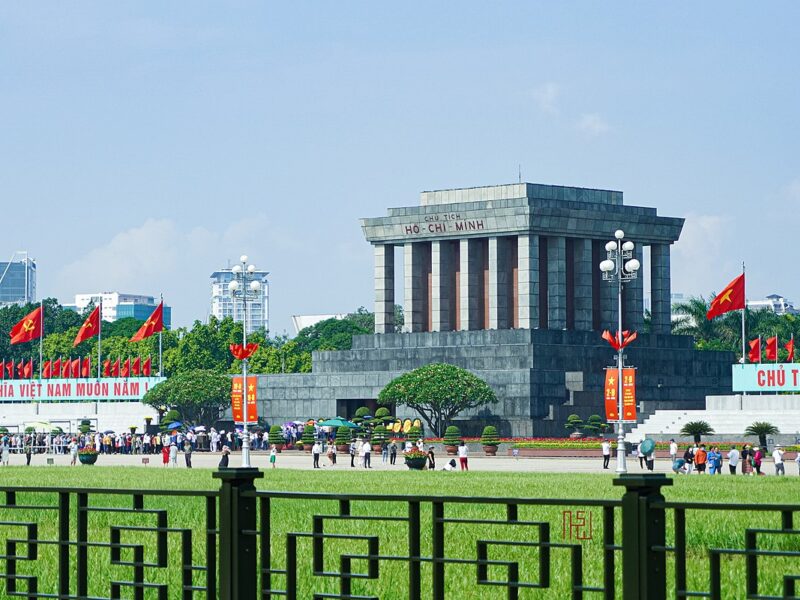 Lang chu tich ho chi minh 2 1685366073